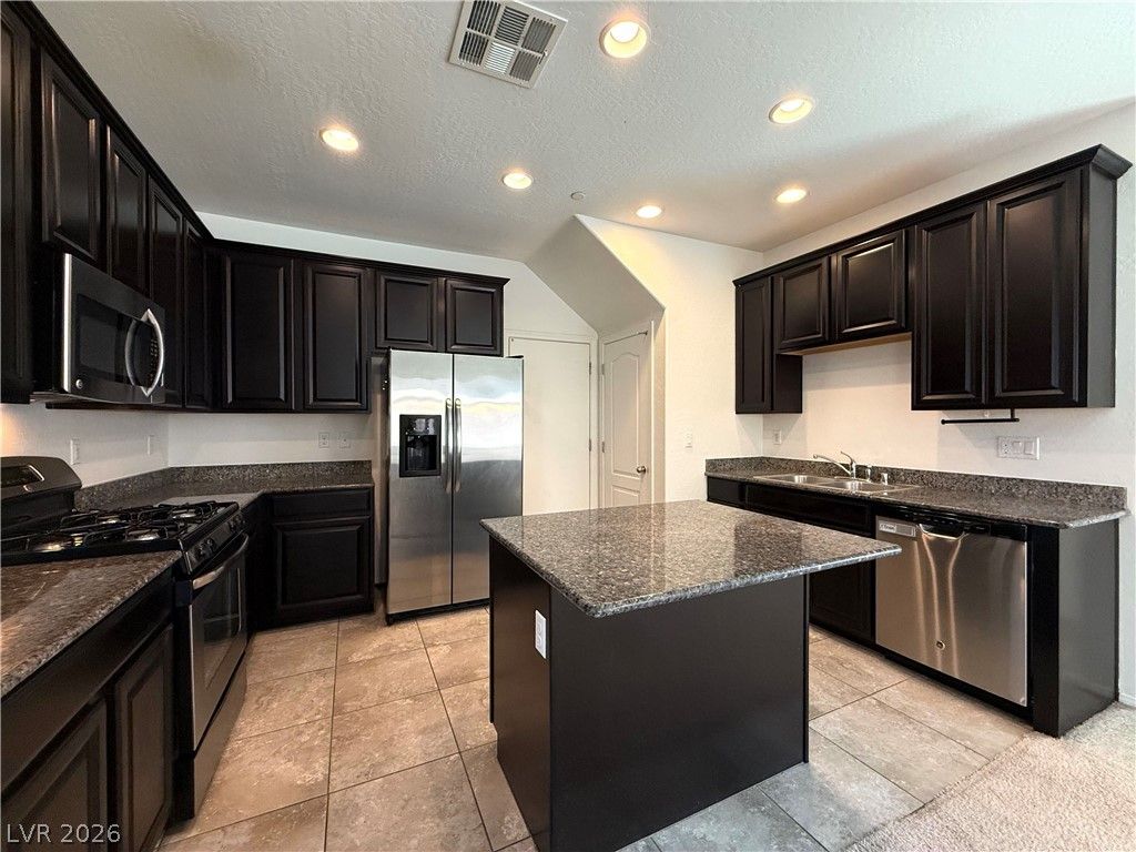 757 Calamus Palm Place — photo 2