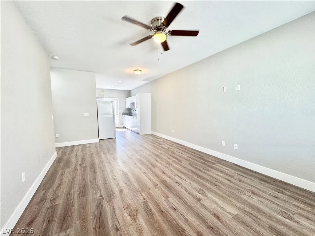 1401 Ogallala Street 4 — photo 3 of 13