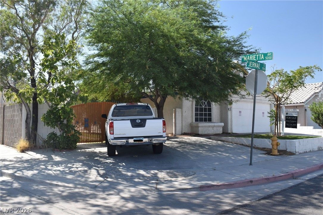 1701 Jernae Court — photo 2