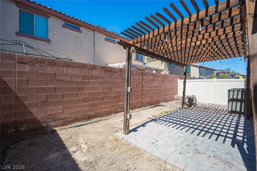 4016 Juanita May Avenue — photo 4