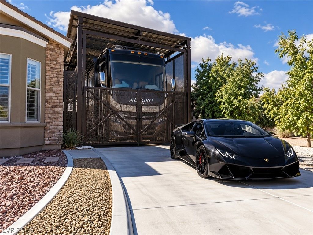 252 Hull Street — photo 5