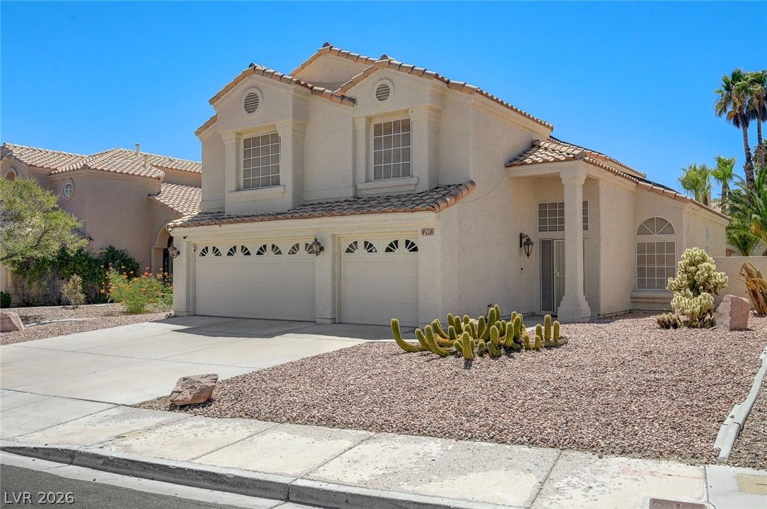 295 Vallarte Drive — photo 3