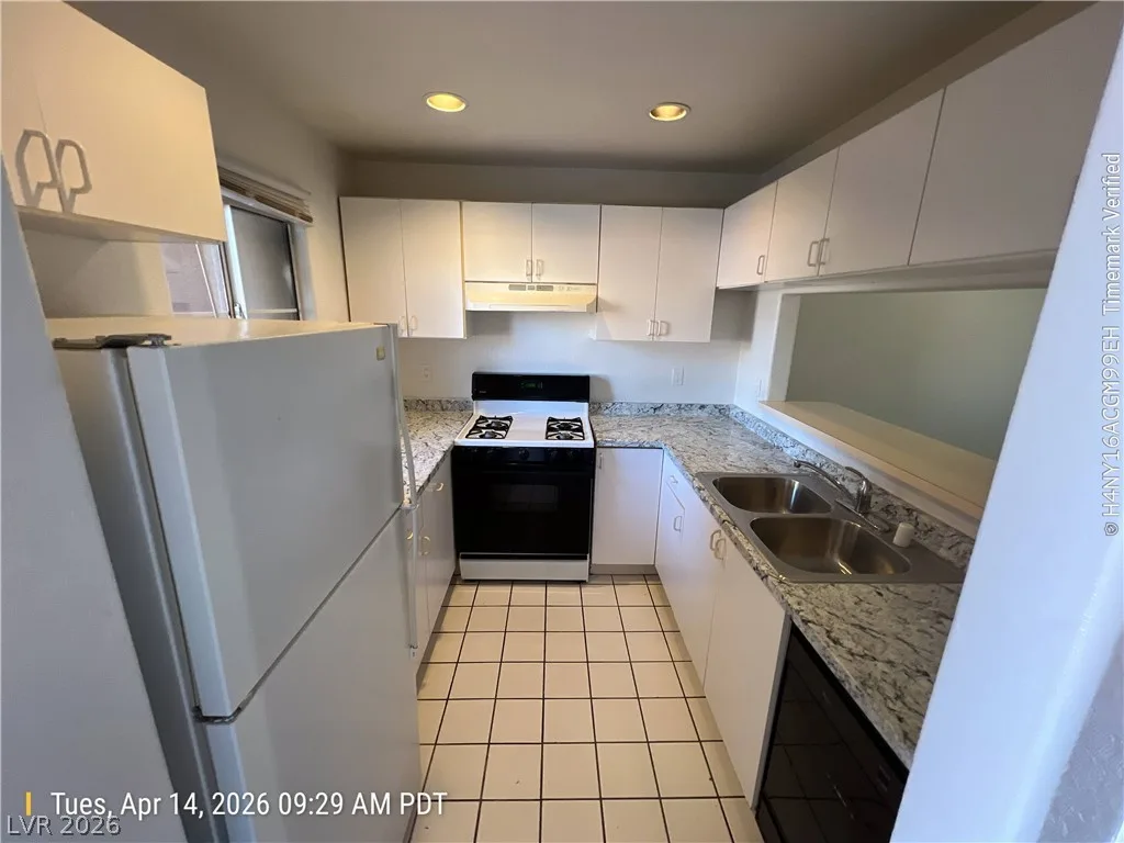 5000 Red Rock Street 124 — photo 4