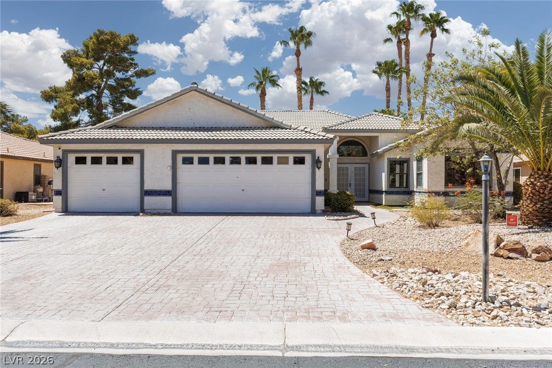 5305 Braemar Drive — photo 1