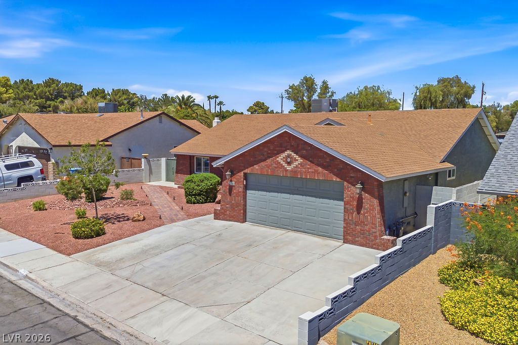 3700 Briarglen Lane — photo 3