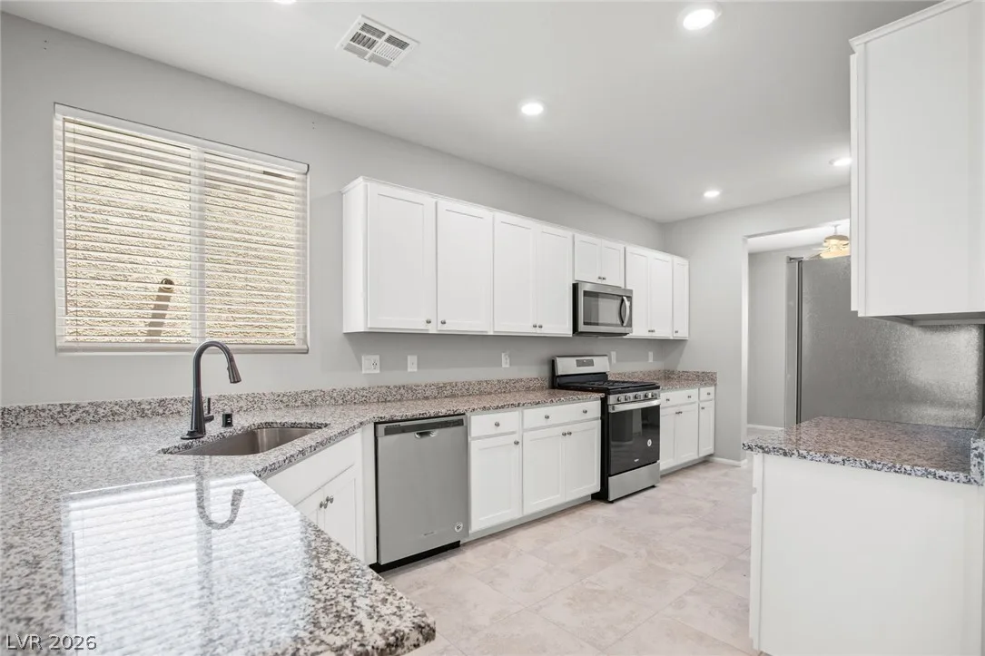 9712 Angel Valley Drive — photo 2