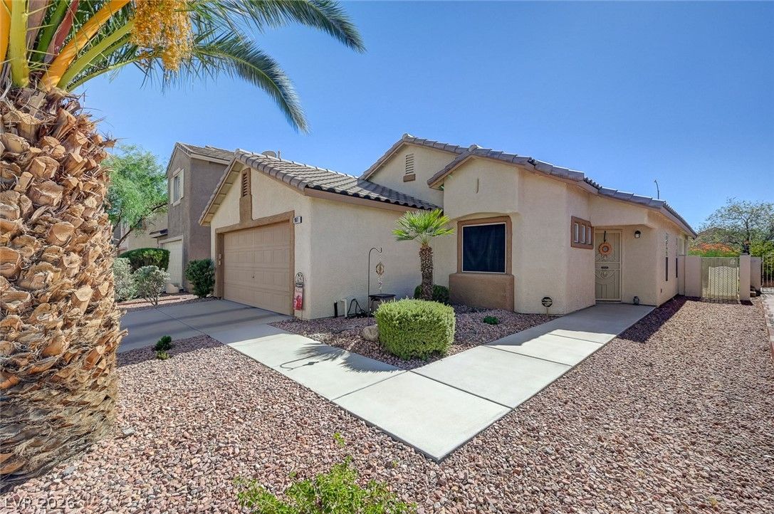 961 Adobe Flat Drive — photo 1