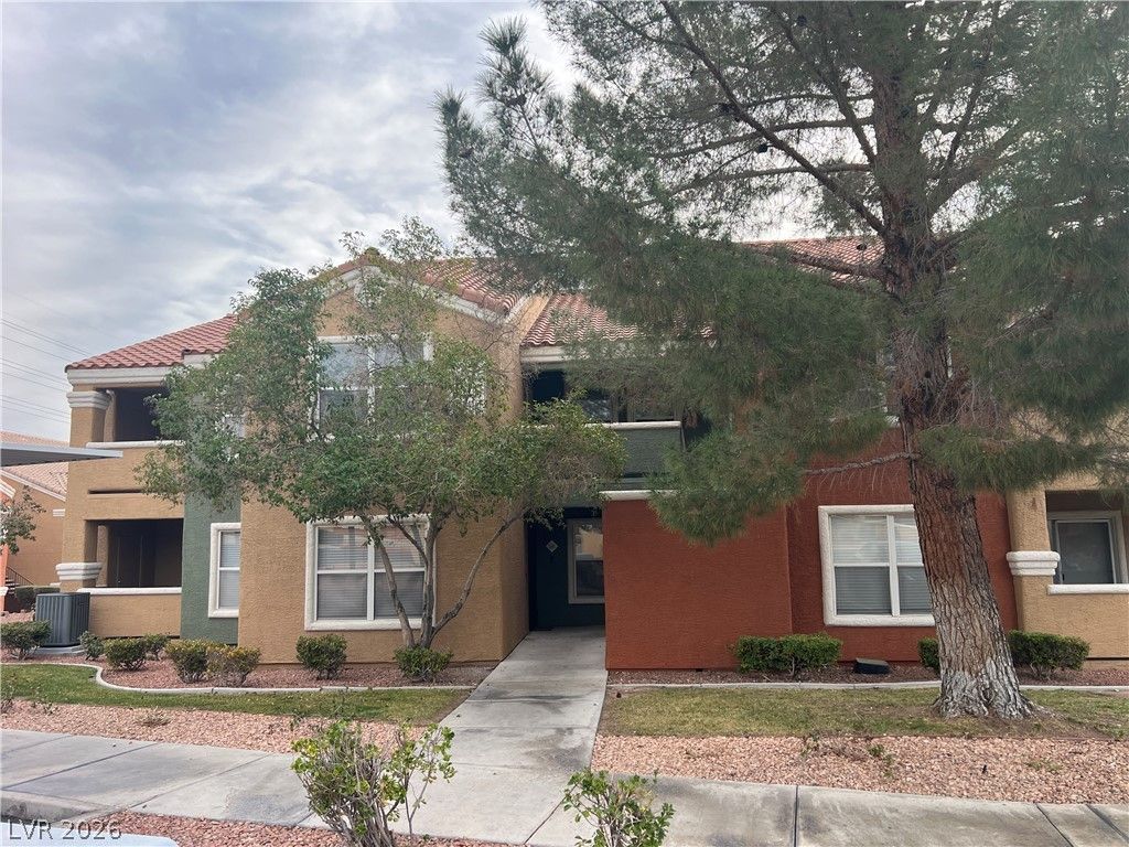 8101 West Flamingo Road 2161 — photo 4 of 15