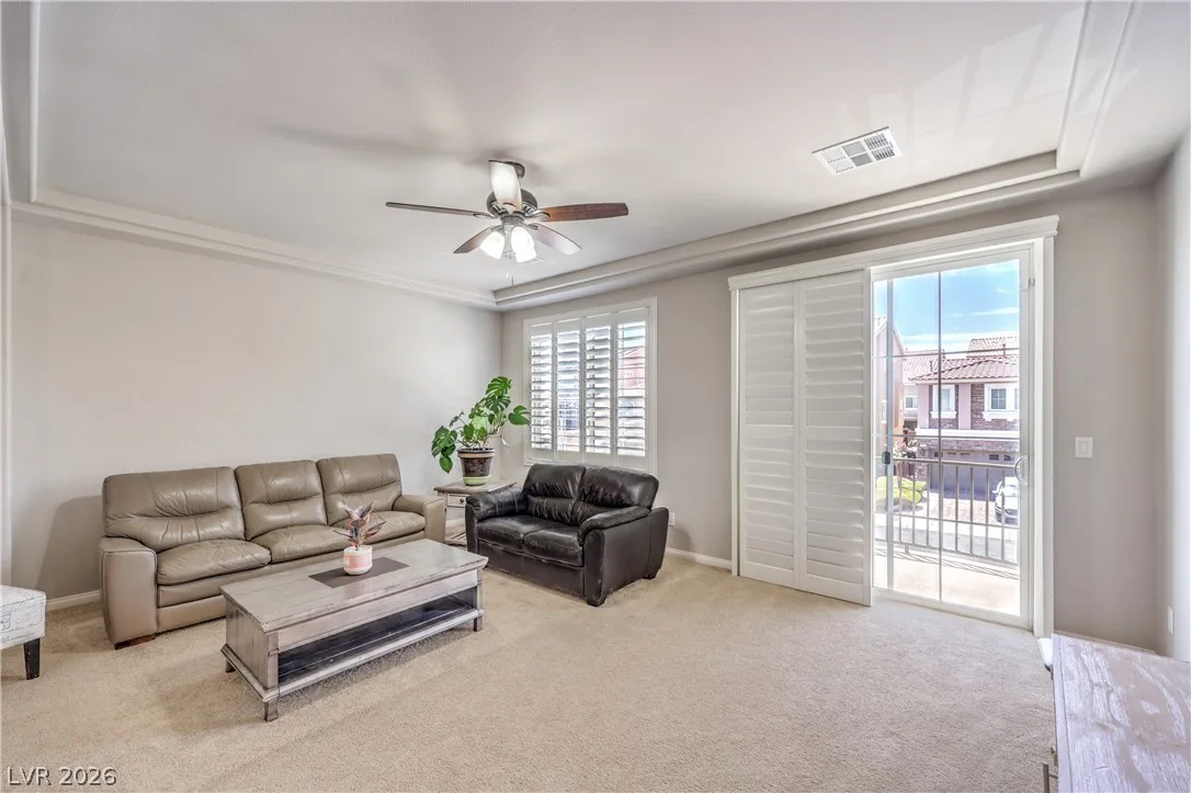 6042 Crown Palms Avenue — photo 4