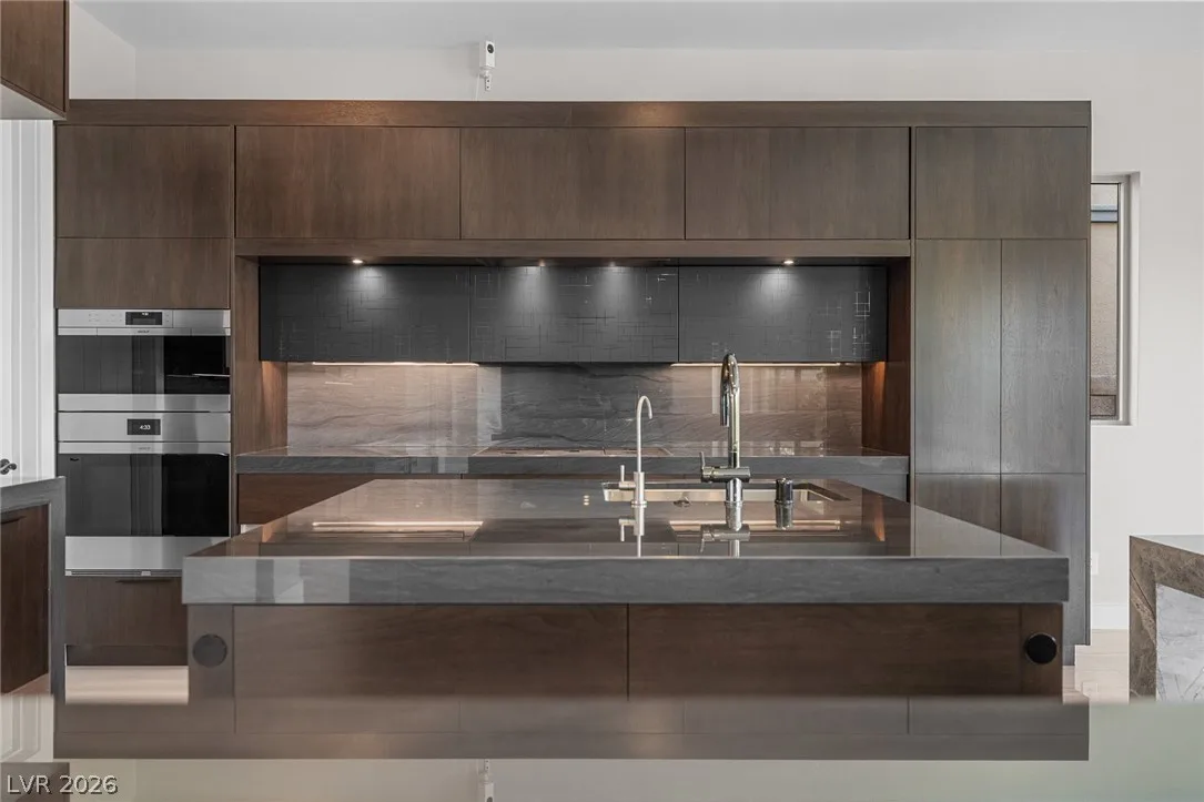 12021 Vento Forte Avenue — photo 4