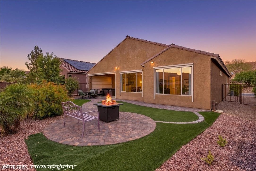 957 Emerald Pool Bluff — photo 4