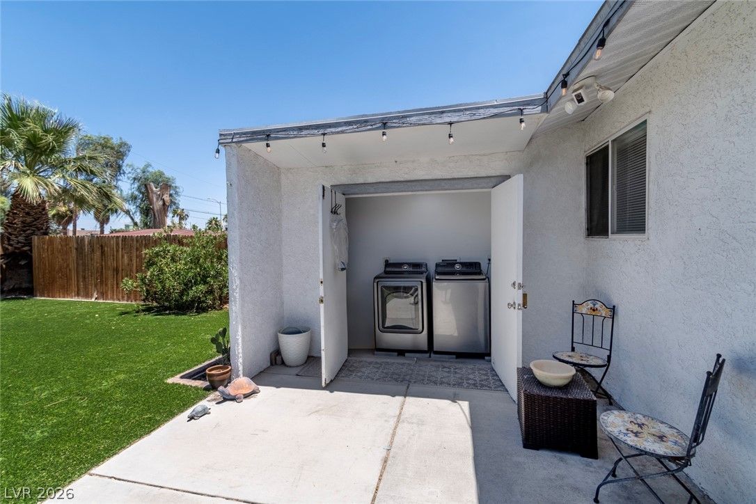 1937 Peyton Drive — photo 5