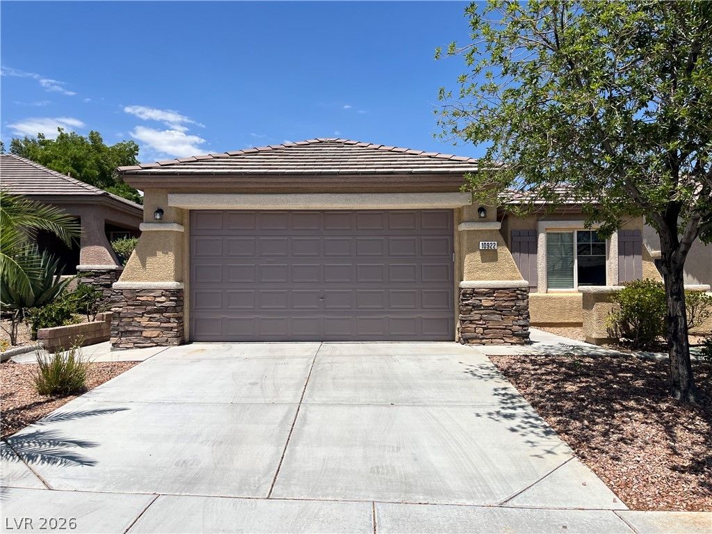 10922 Moonbeam Glow Lane — photo 2