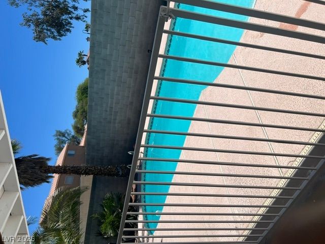 1109 Olvera Way — photo 2