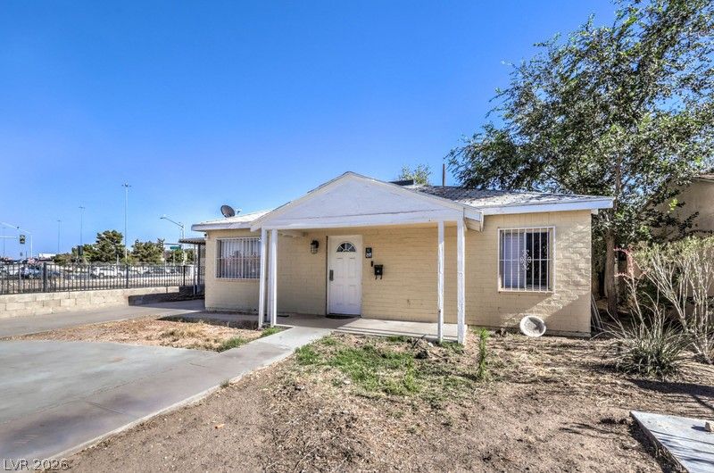 2410 Poplar Avenue — photo 5