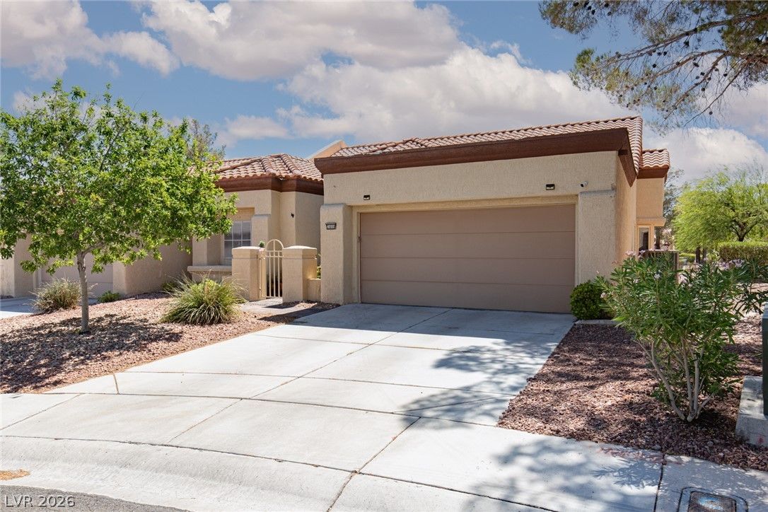 2408 Dove Valley Court — photo 4 of 24