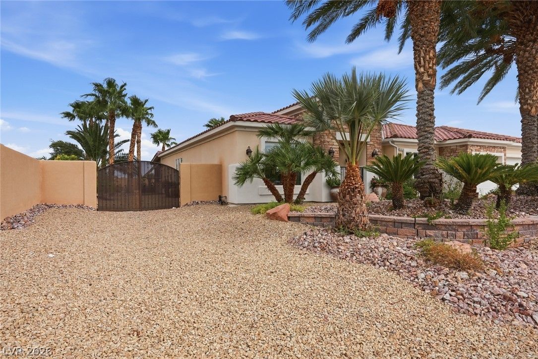 5612 Lusitano Street — photo 3
