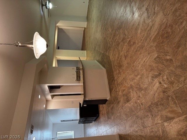 3744 River Heights Lane — photo 4 of 17