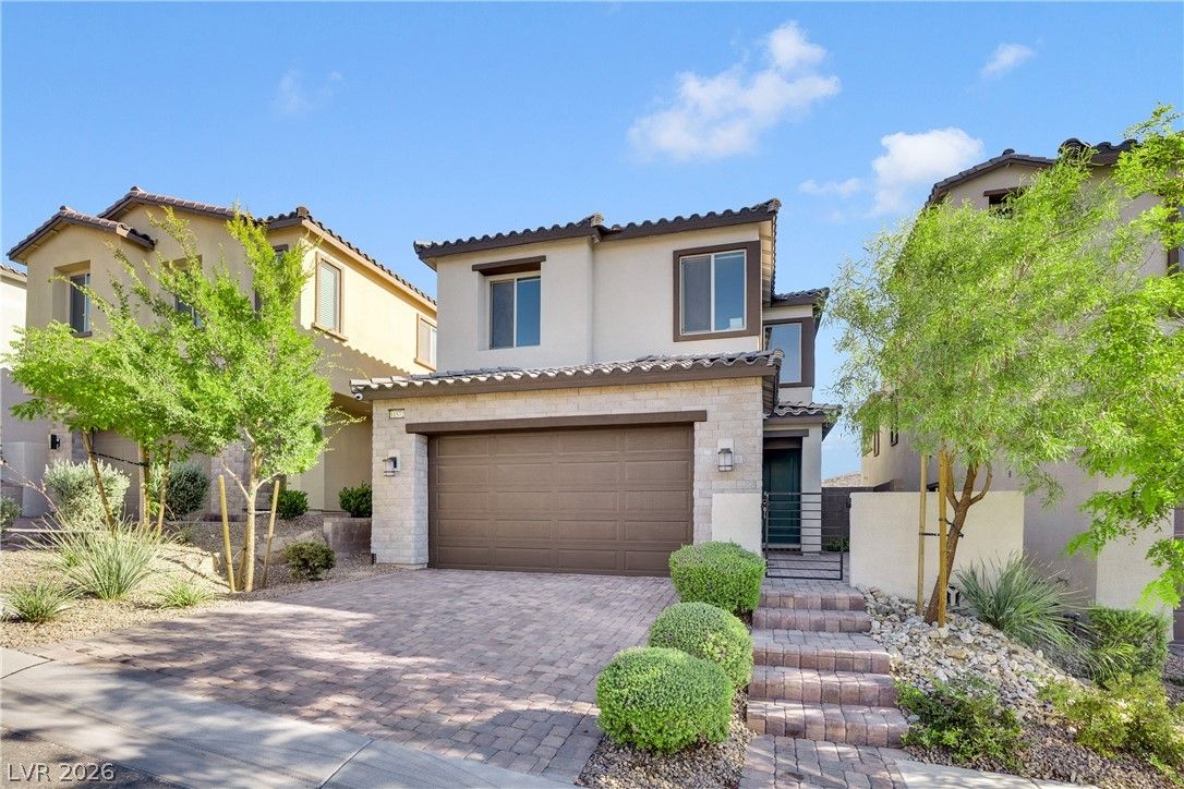 11572 Desert Hollow Avenue — photo 2