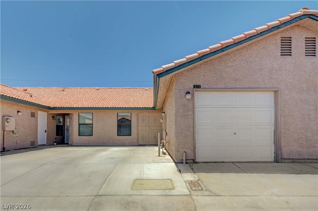313 CROSSWIND Way — photo 2