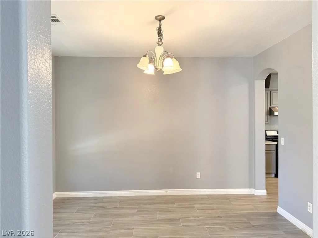 10329 Kalang Street — photo 4
