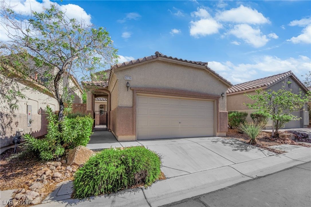 8779 Salvestrin Point Avenue — photo 1