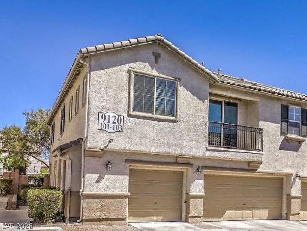 9120 Alpine Grove Avenue 101 — photo 1