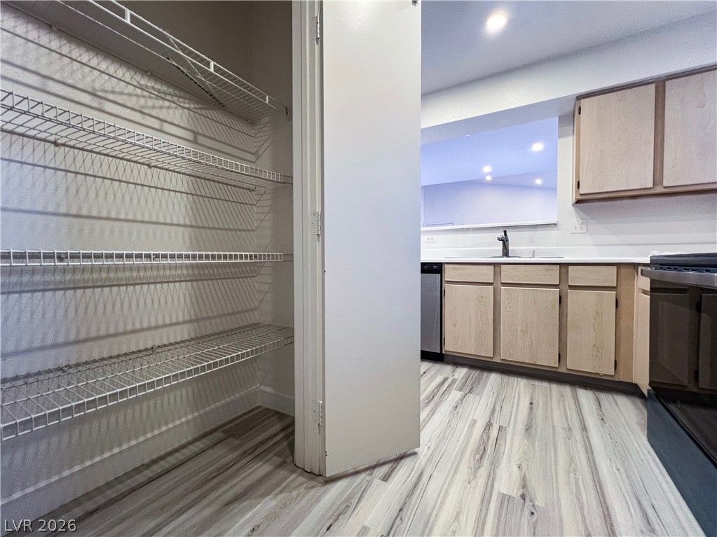 8101 West Flamingo Road 2129 — photo 3 of 12