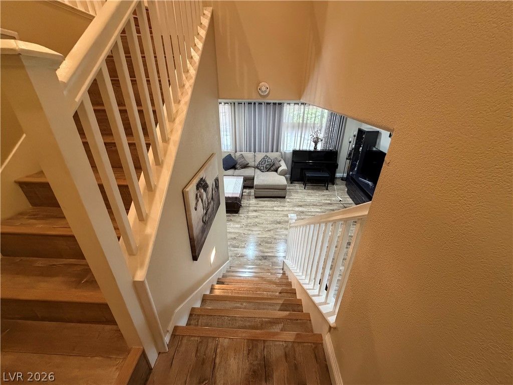 3549 April Springs Street — photo 5 of 31