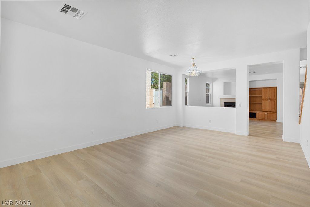9538 Creedmoor Court — photo 5 of 41
