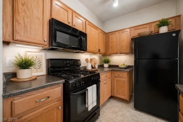 6320 Snap Ridge Street 201 — photo 5