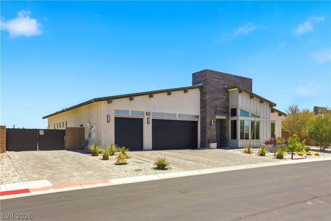 8380 Mojave Creek Court — photo 2