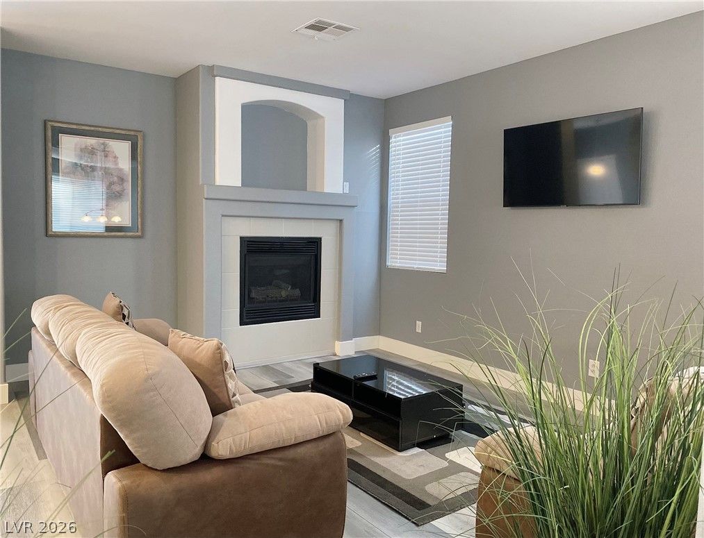 3542 Great Bear Street — photo 3 of 12