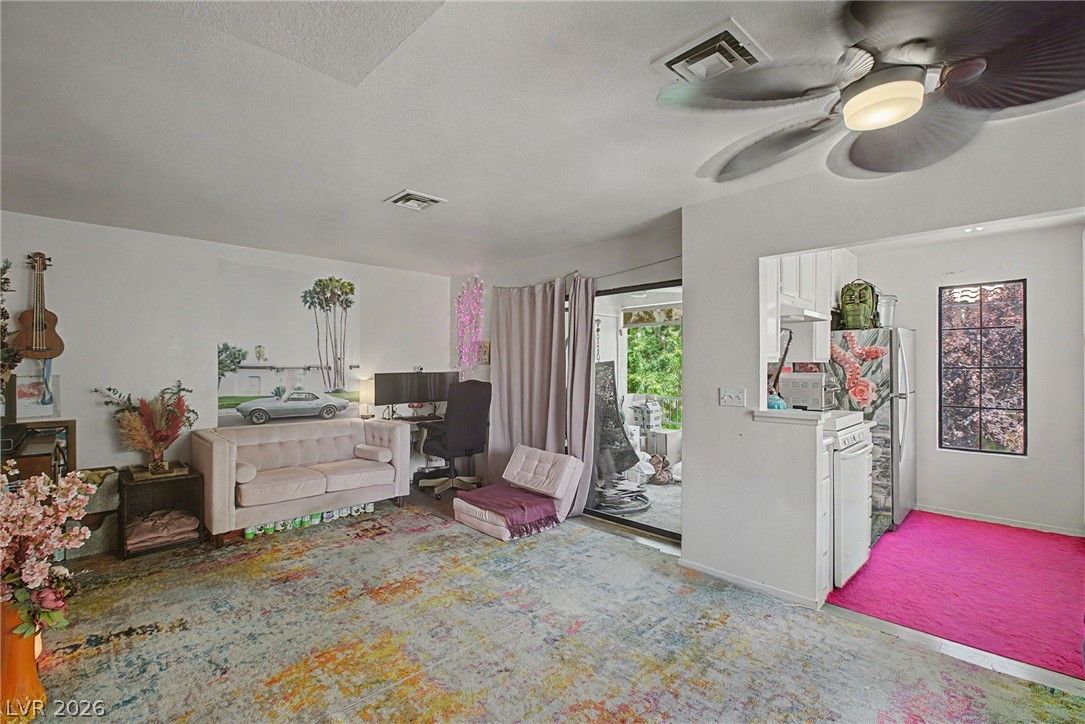 4889 South Torrey Pines Drive 201 — photo 5