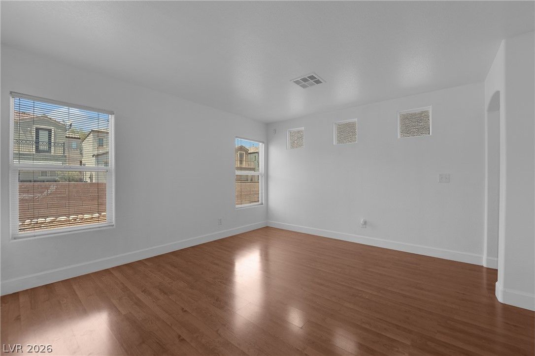 6288 Lapilli Avenue — photo 5 of 35