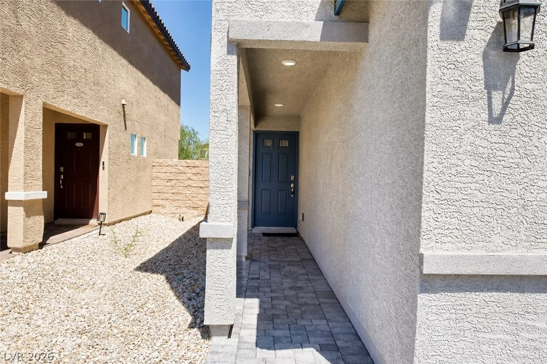 5622 Sunset Sedona Street — photo 2