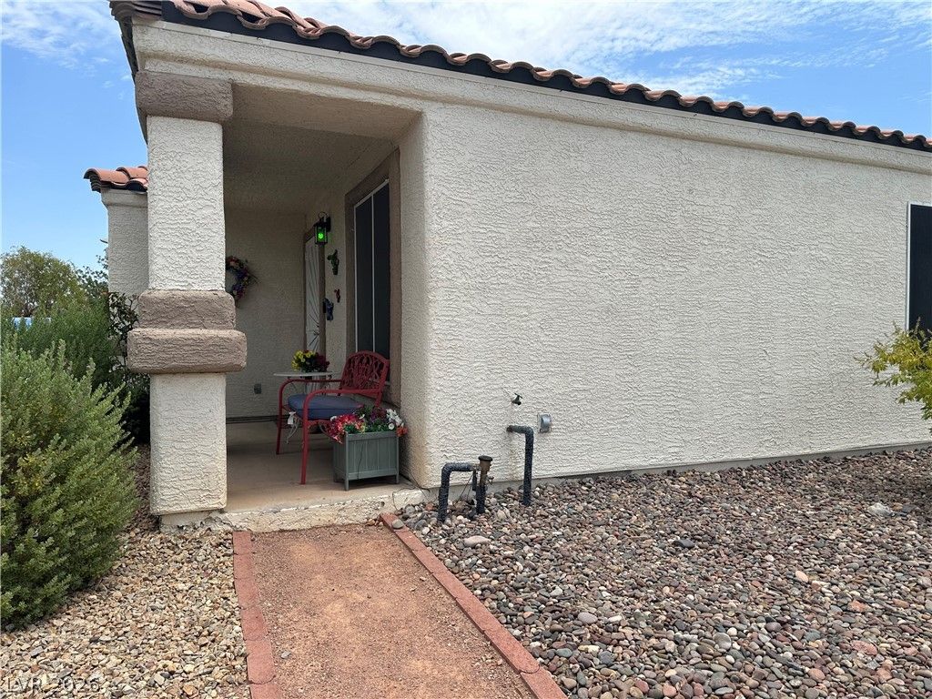737 Red Bark Lane — photo 4 of 4