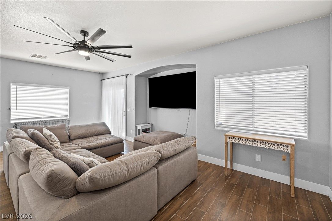 5535 Baccarat Avenue 103 — photo 4