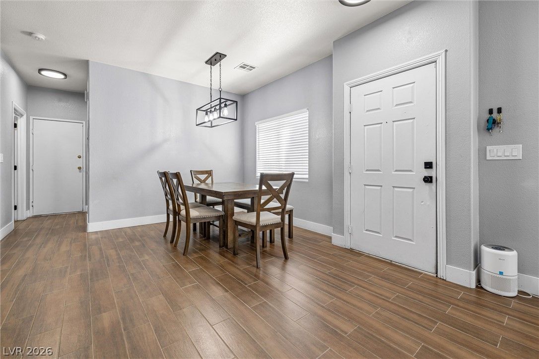 5535 Baccarat Avenue 103 — photo 5