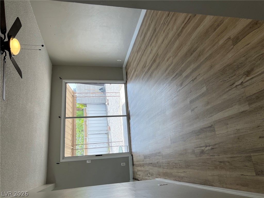 5713 Idle Avenue — photo 3 of 12