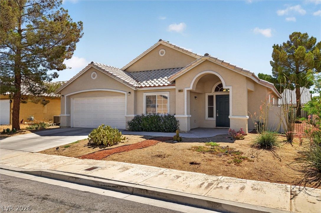 5916 Ivy Trellis Street — photo 2 of 32