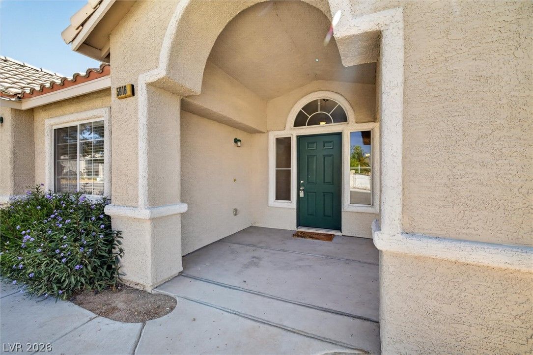 5916 Ivy Trellis Street — photo 3 of 32