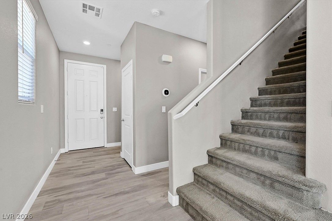 2823 Turnstone Ridge Street — photo 2 of 25