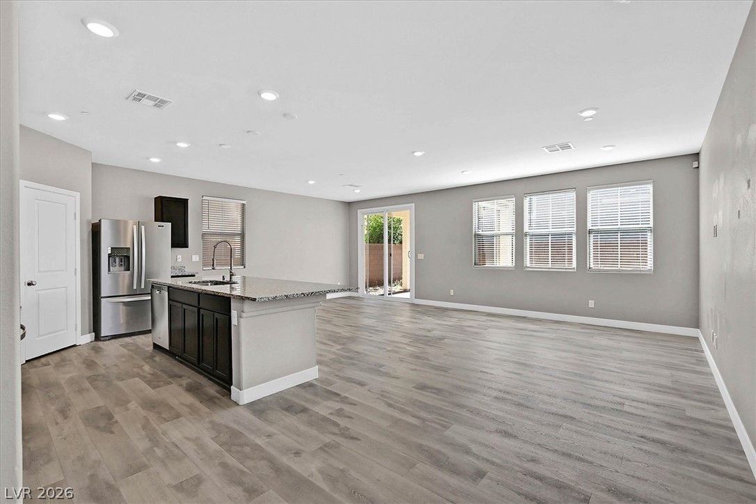 2823 Turnstone Ridge Street — photo 4 of 25