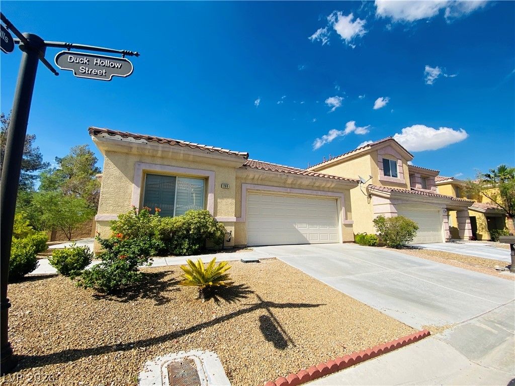 286 Duck Hollow Avenue — photo 1