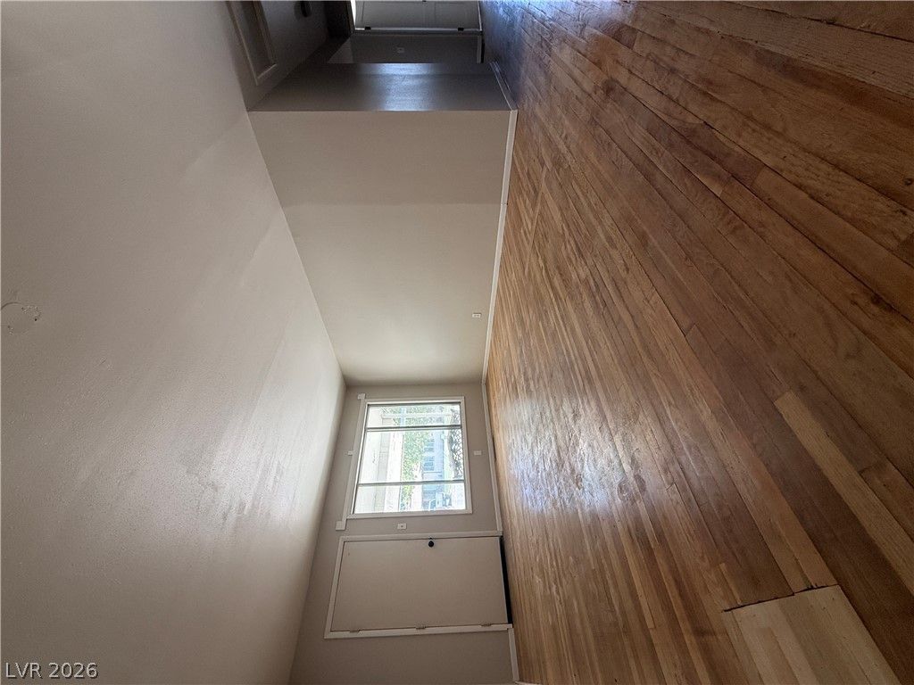 43 Connors Court — photo 2 of 23
