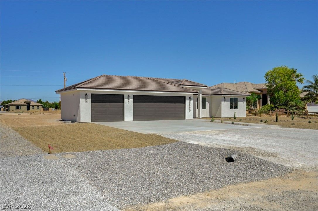 1890 South Manzanita Drive — photo 2