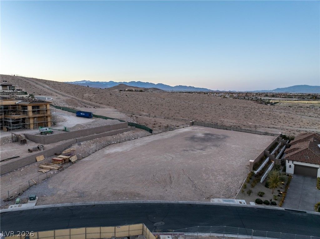 27 Olympia Canyon Way — photo 3 of 10
