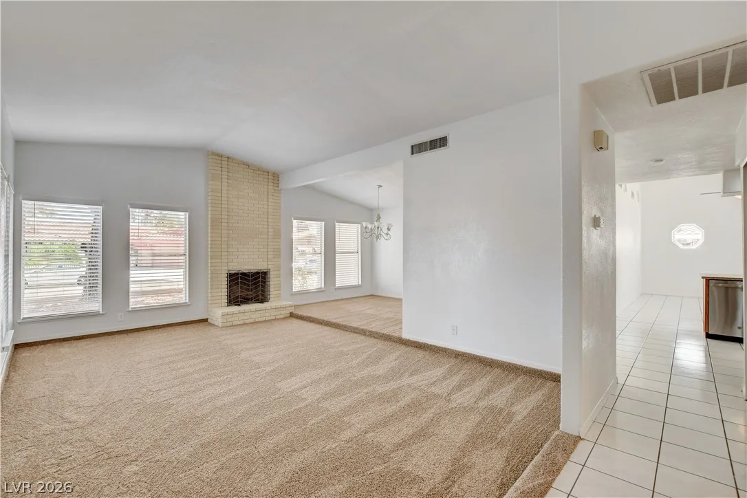 4009 Camas Court — photo 4