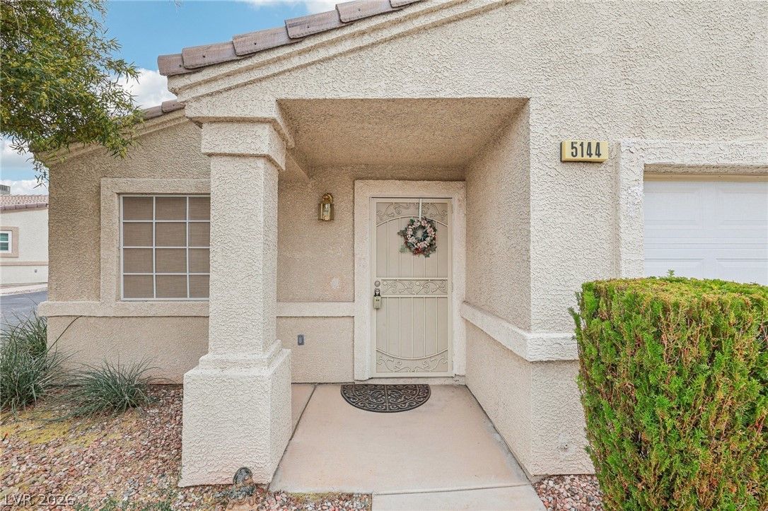 5144 Mascaro Drive — photo 3 of 34